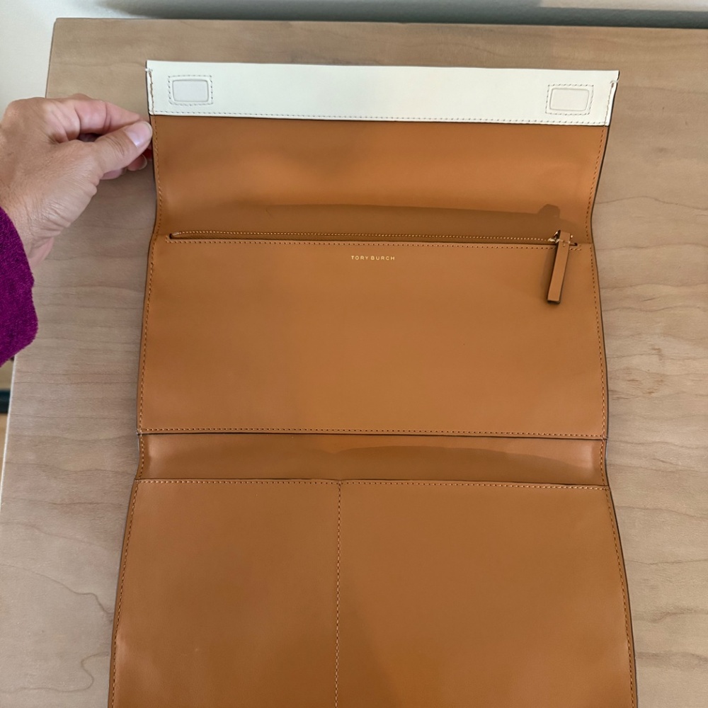Tory Burch Ivory Leather Clutch - Picture 5 of 7